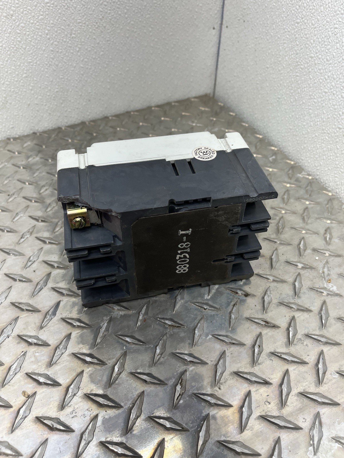 Westinghouse HMCP050K2C 50A Circuit Breaker Matte 480/600V 3P Type HMCP 50 Amp
