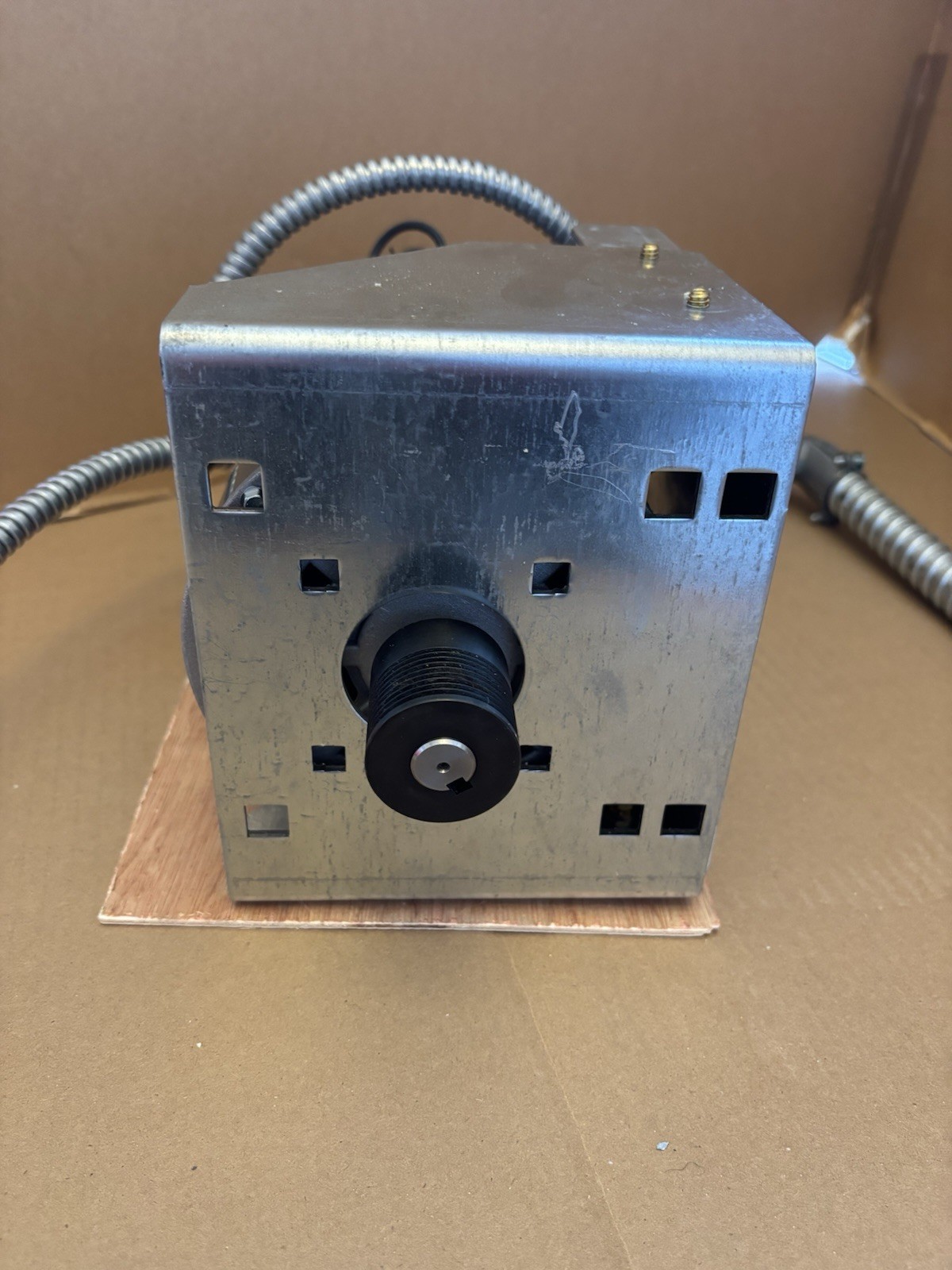 IMPERIAL ELECTRIC P055DJP1668 MOTOR 1/2-HP 1140-RPM 120V 3-PHASE Y89S-6-143-001