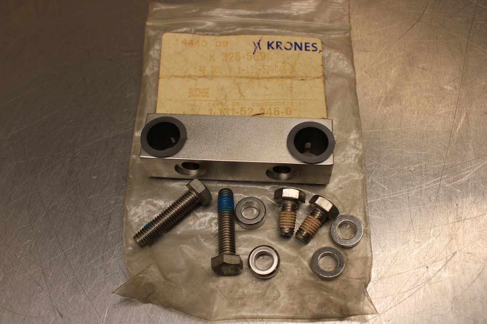 Krones 1-131-52-046-0 Mounting Bracket