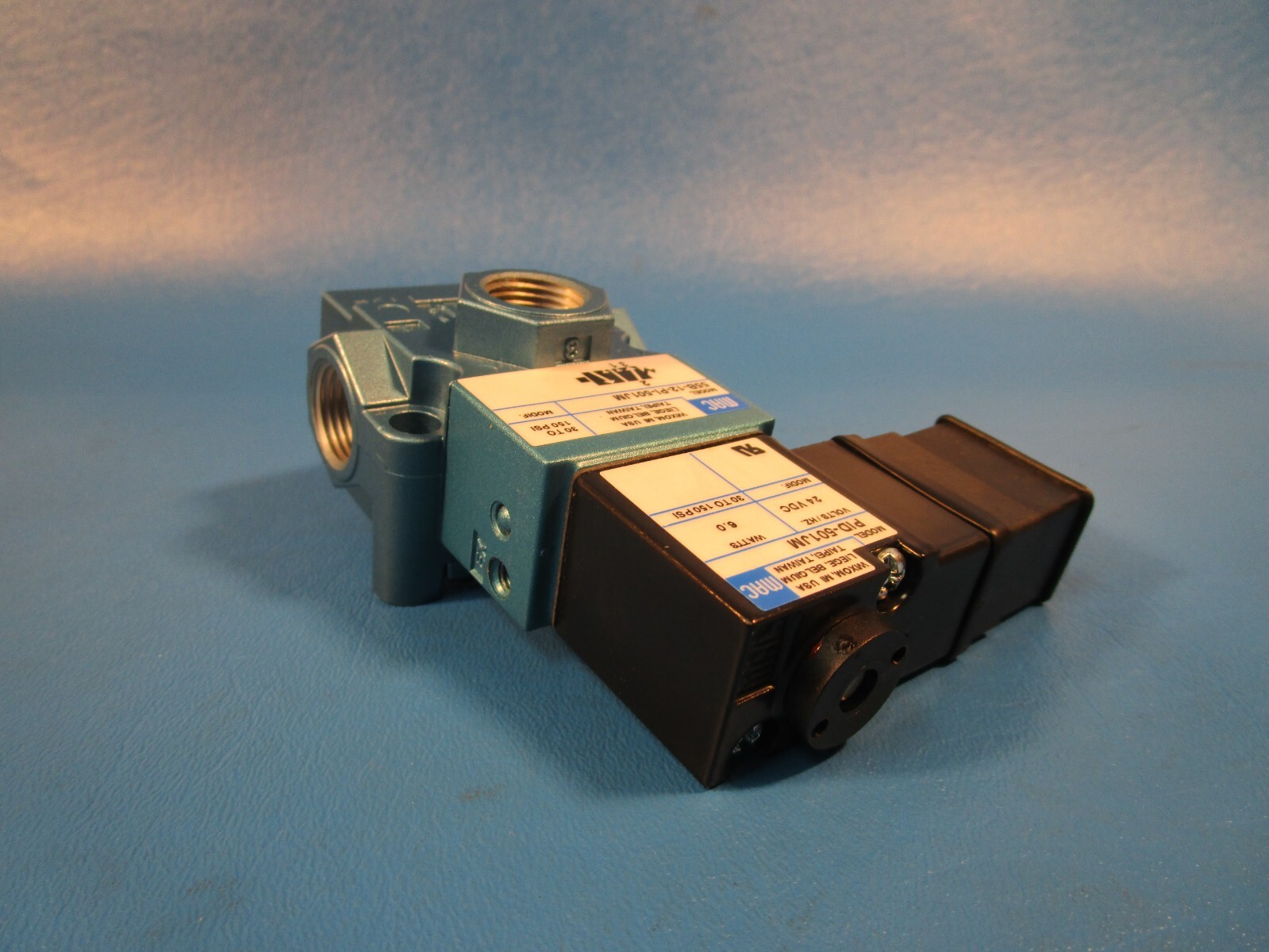 MAC 55B-12-PI-501JM SOLENOID VALVE; 55 SERIES; 3-WAY; INLINE; 3/8 INCH NPTF
