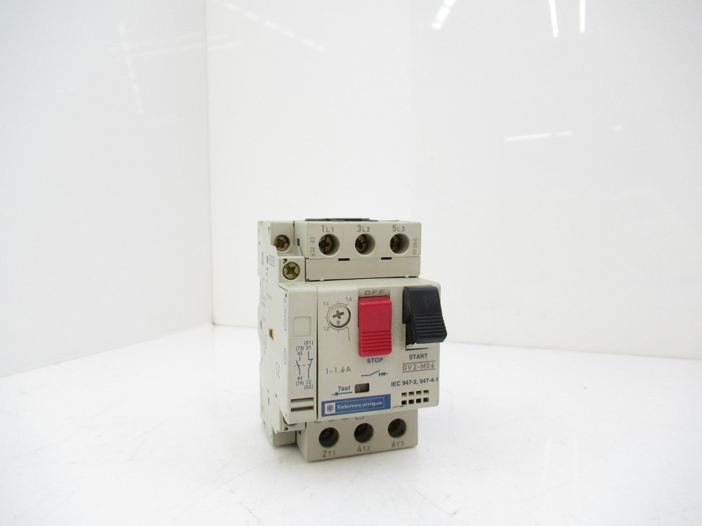 Schneider Telemecanique GV2-M06 Motor Starter W/ GV2AN11 Auxiliary Contact