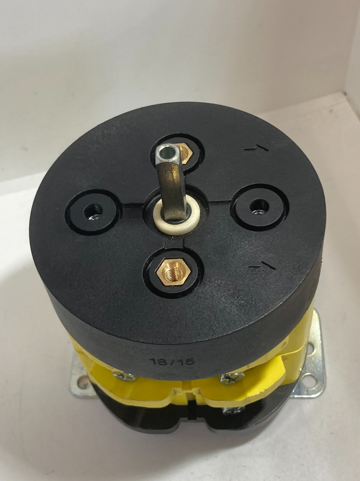 GIOVENZANA C0630003B ROTARY CAM SWITCH 690V 50/60HZ SERIES C06.3 NNB