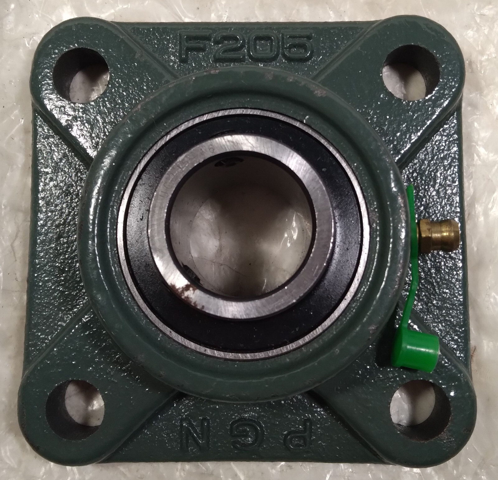 1 NEW PGN F205 4-BOLT FLANGE UC205-16 BEARING UNIT NIP ***MAKE OFFER***