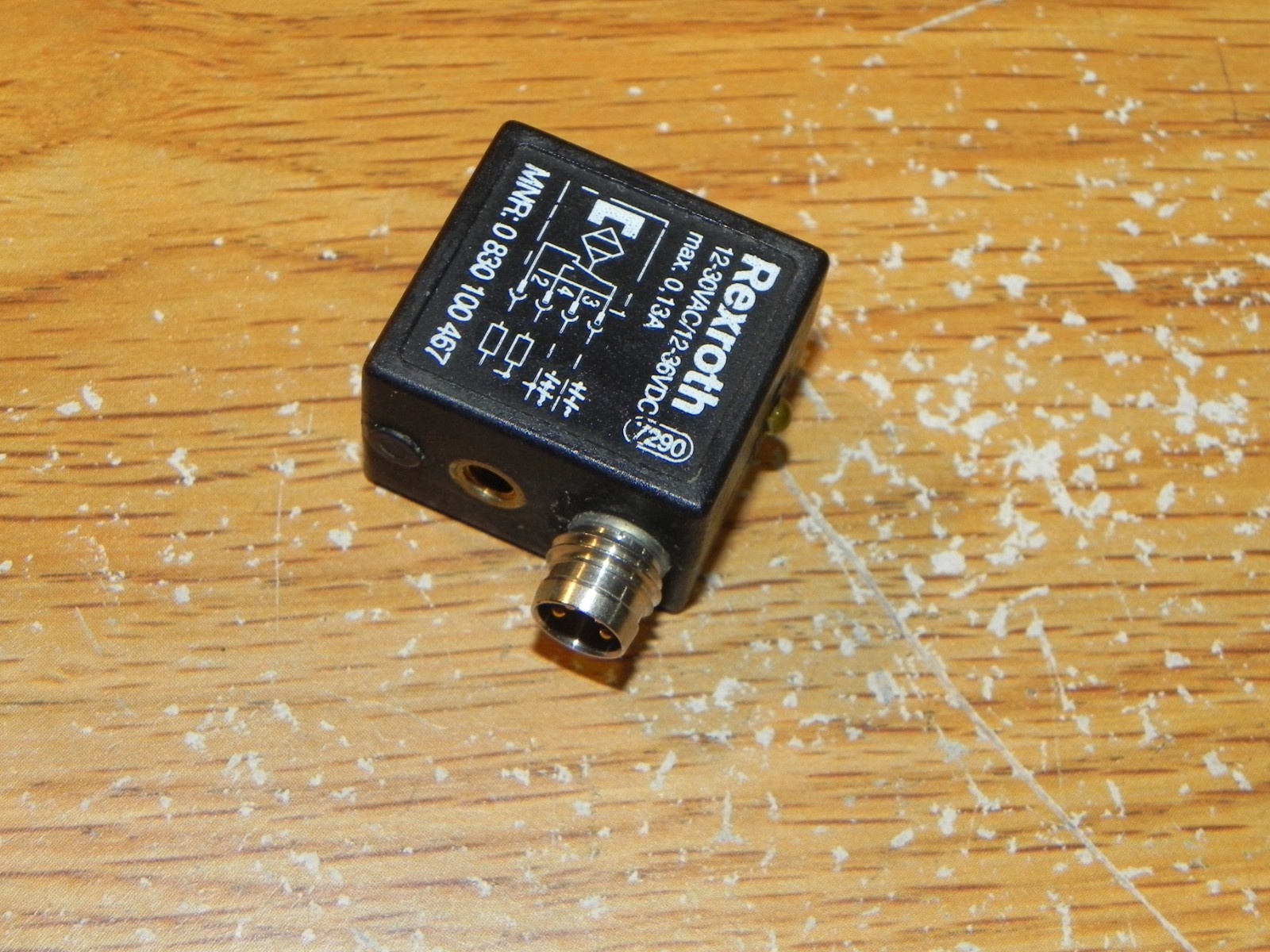 Rexroth MNR 0 830 100 467 sensor 12-30VAC/12-26VDC max 0,13A