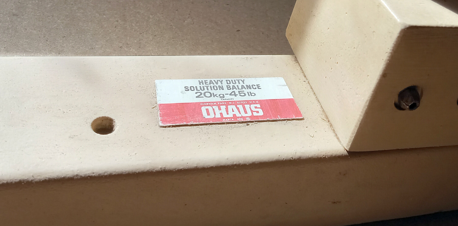 1 USED OHAUS 20KG-45LB HEAVY DUTY SOLUTION BALANCE ***MAKE OFFER***