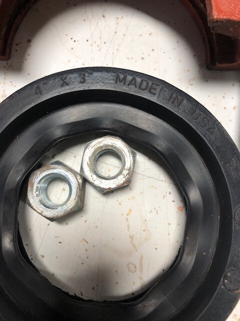 Gruvlok 4″x x3″ Style 7010 Reducing Coupling Clamp W/ Gasket NOS USA NEW