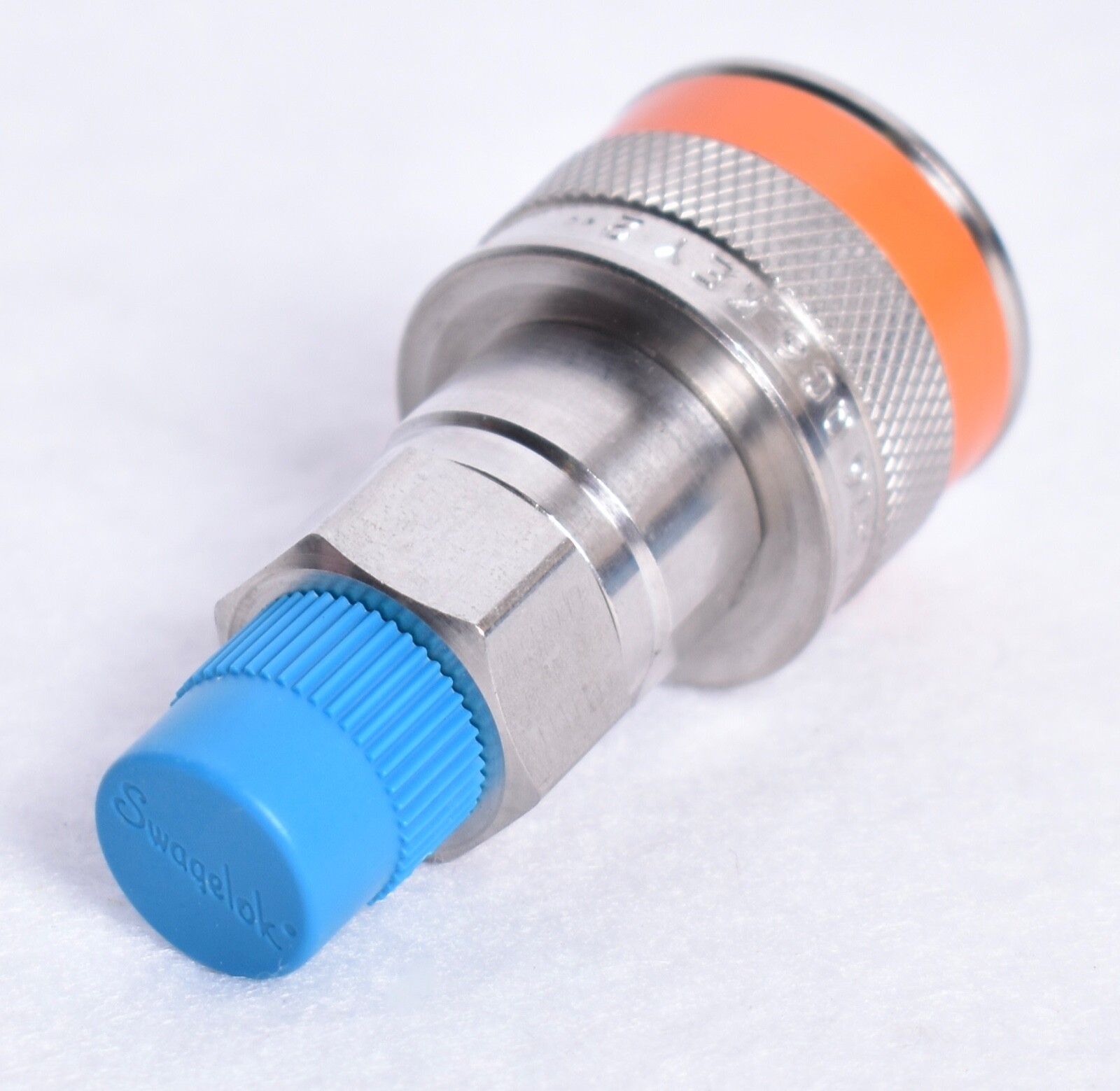 Swagelok Quick Connect Body SS-QC6-B-4PMK2