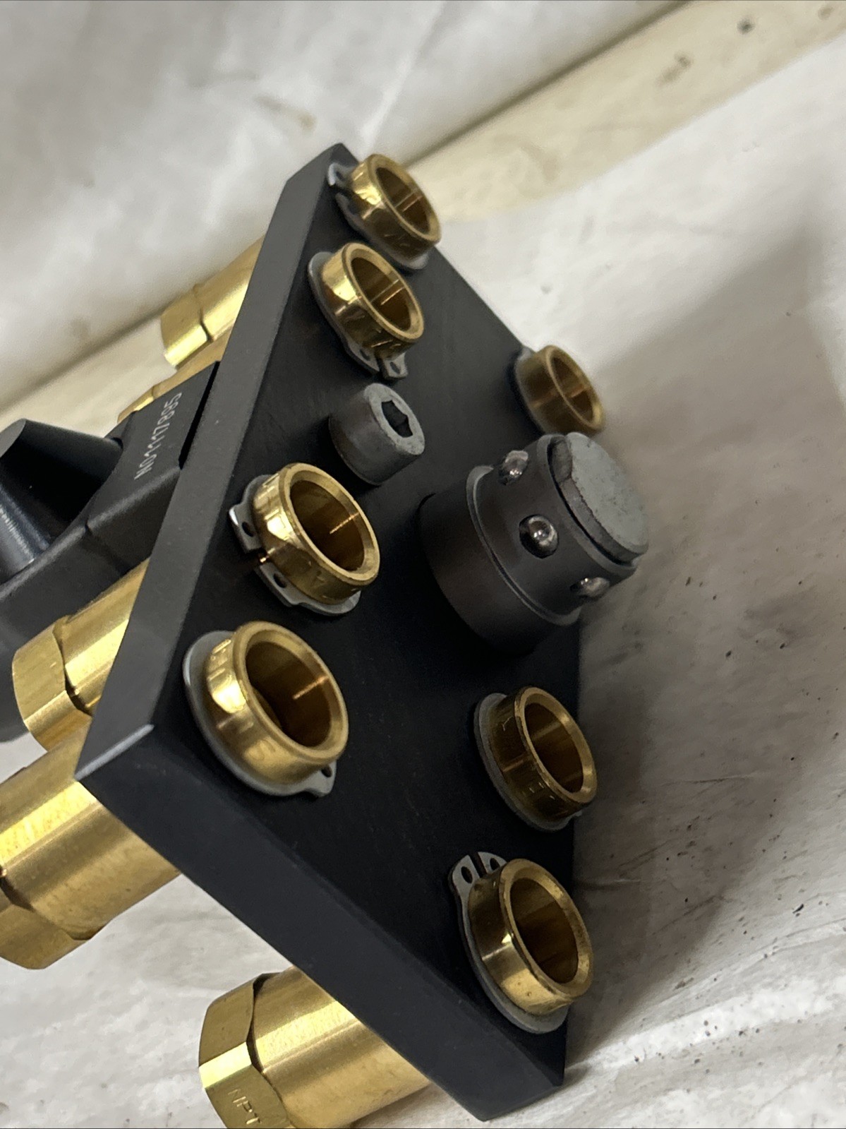 JBL Systems DD2CP-F 4 station pneumatic press coupler GMNA M-1948