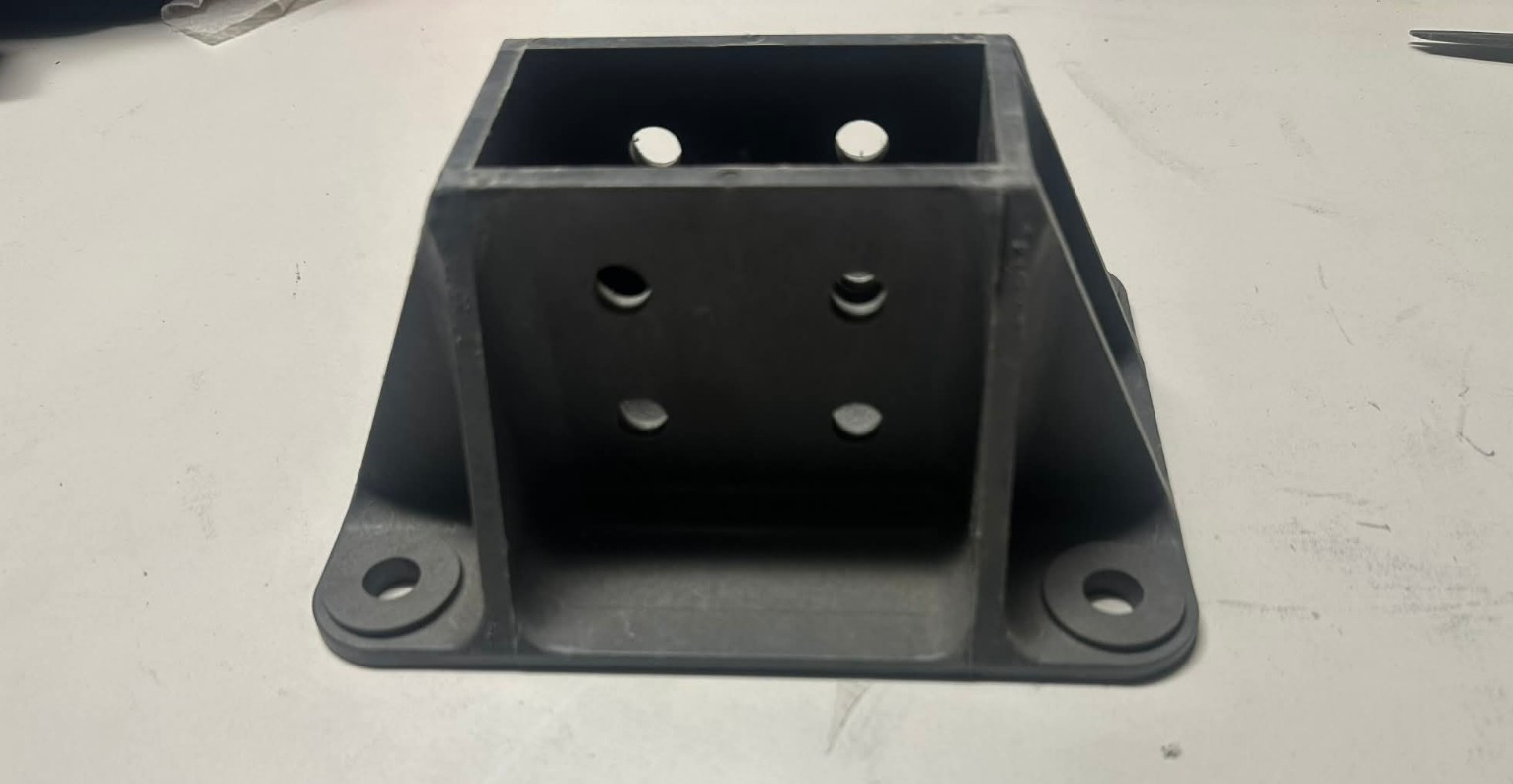 UNISTRUT POST BASE DOUBLE CHANNEL FIBERGLASS B-LINE EATON , 4 HOLE SQ 3-1/2″