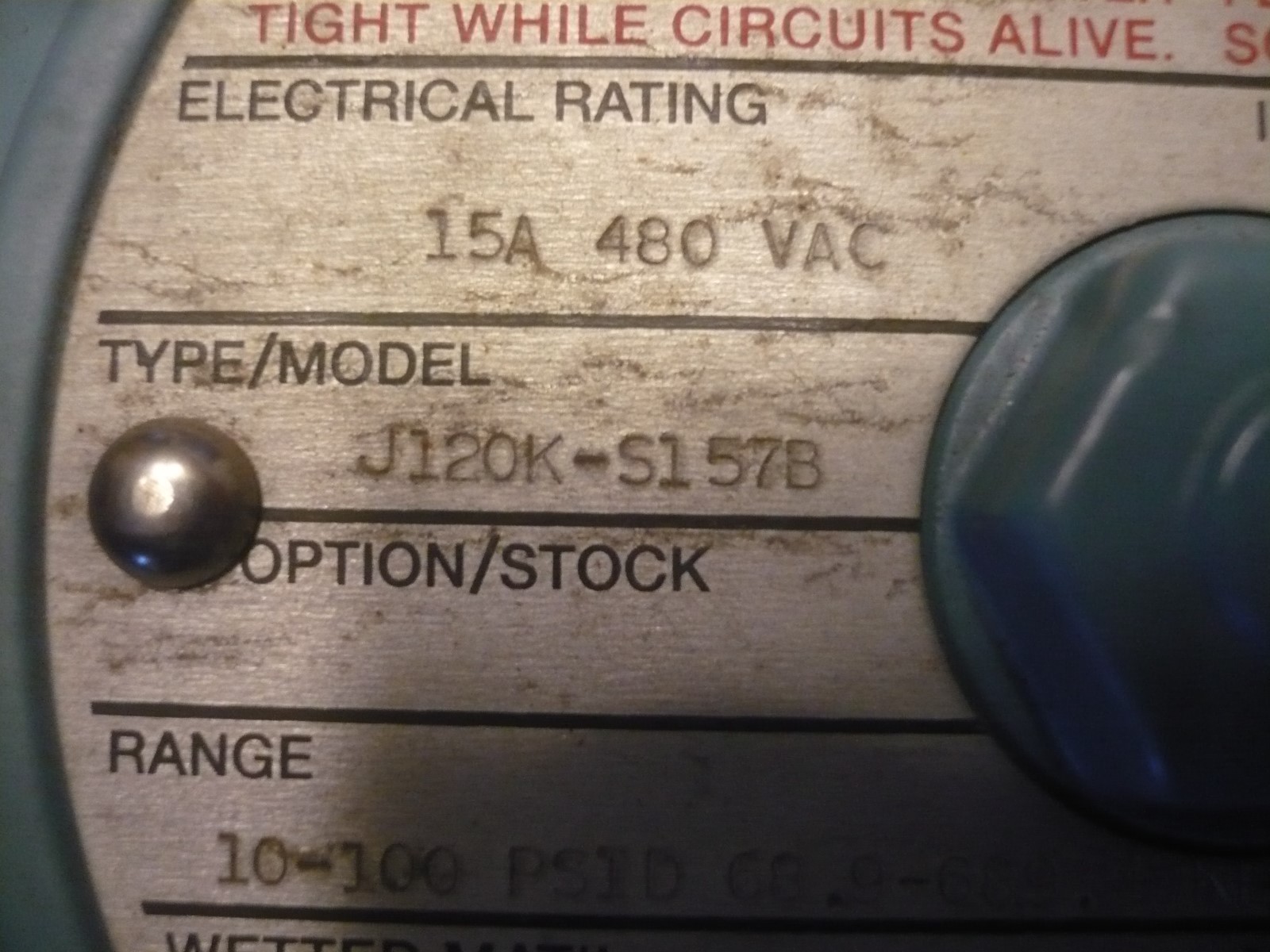 New UE United Electric J120K-S157B Differential Pressure Switch