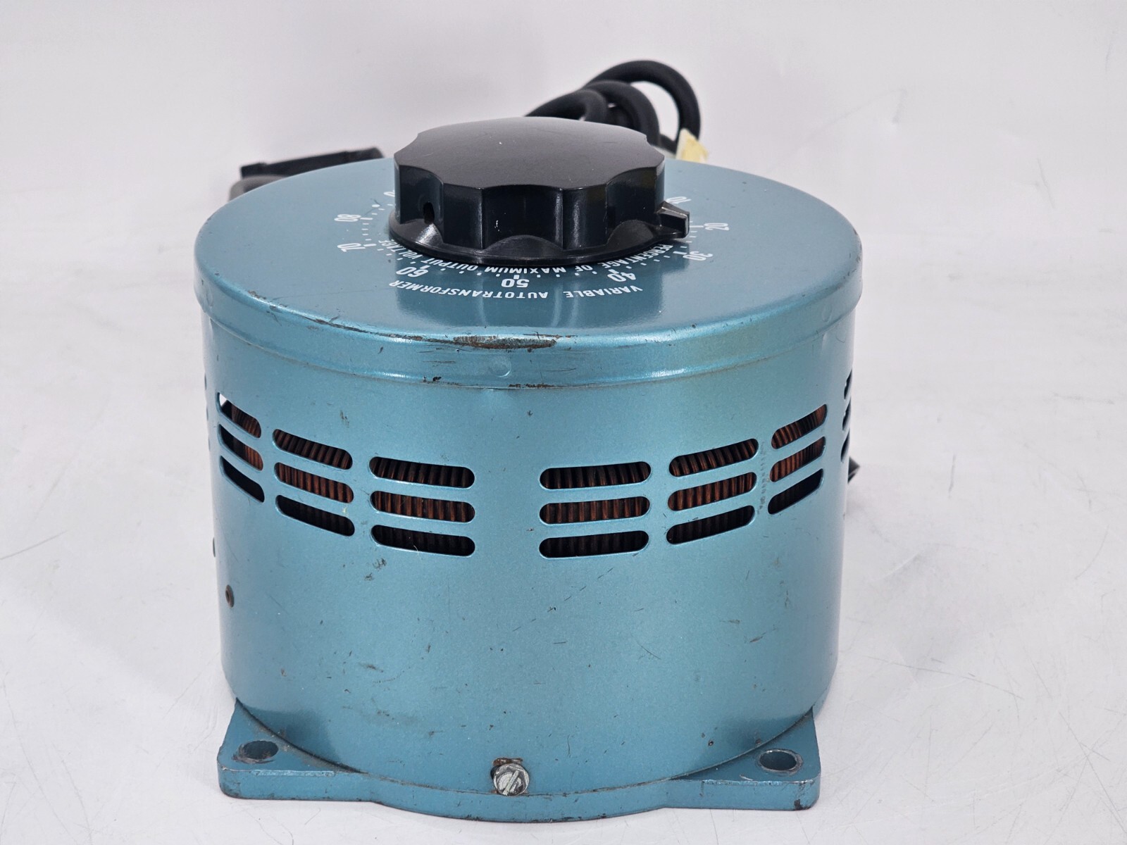 Staco Energy Products Model: 1510CT-2 240V to 280v 15A 50/60 Hertz