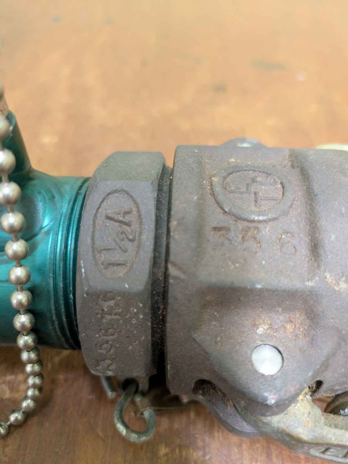 Ever-Tite 1 1/2″ Cam Groove Coupler With Snap Tite Relief Valve Unit