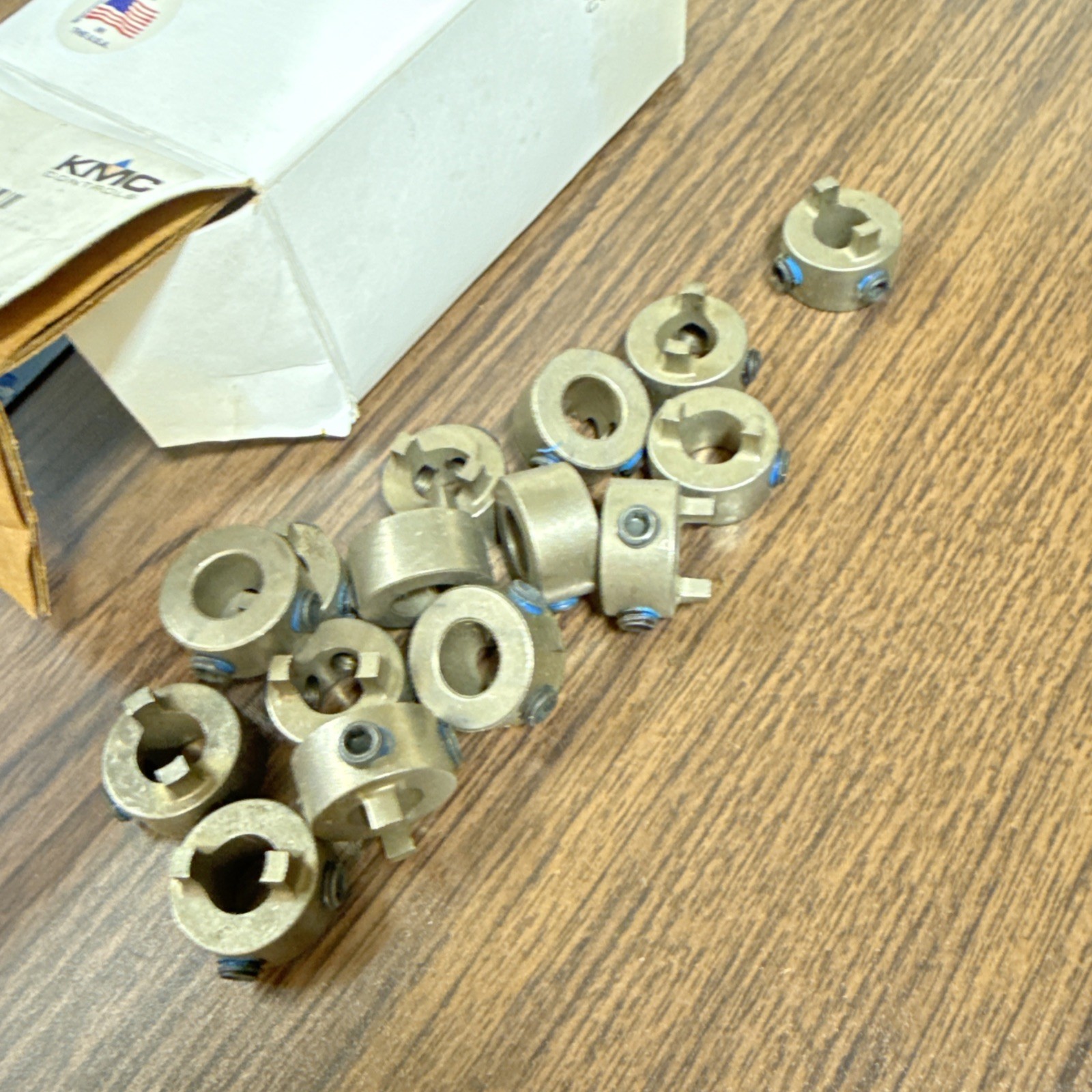 HLO-1006 KMC Controls Accessory: Rotary Actuator Shaft Adapter 15Pack