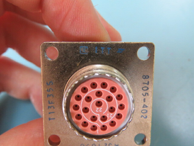 ITT CANNON M27656T13F35S Qty of 1 per Lot Mil-SPEC Circular connector connector