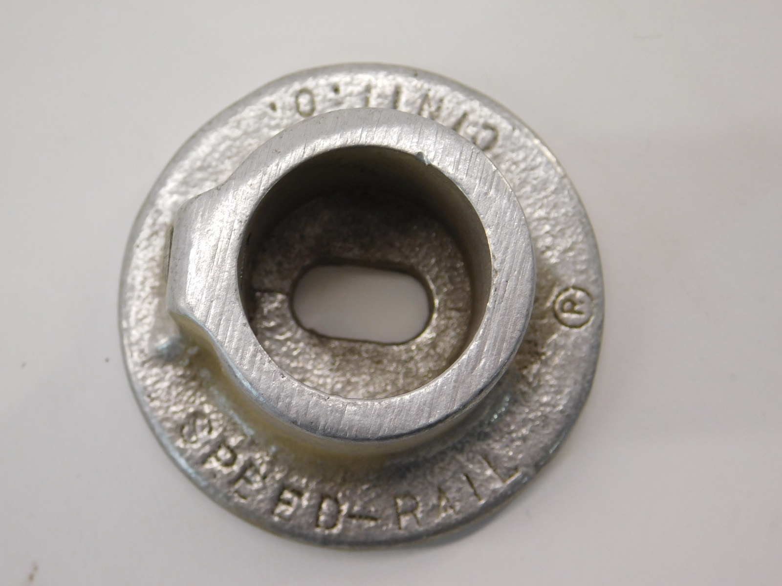 *Lot of 2* Hollaender Cinti.O Speed-Rail Aluminum Round Base Flange