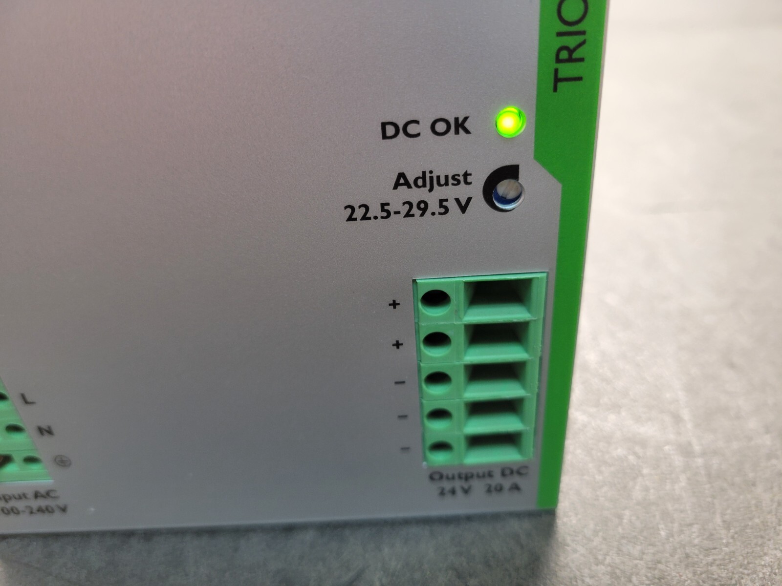 Phoenix Contact TRIO-PS/1AC/24DC/20 Power Supply.