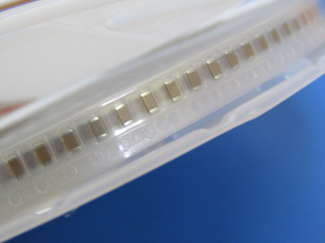 KEMET ELECTRONICS CORP C1206C104K5RAC7800 Qty of 1300 per Lot CAP CER X7R 0.1UF