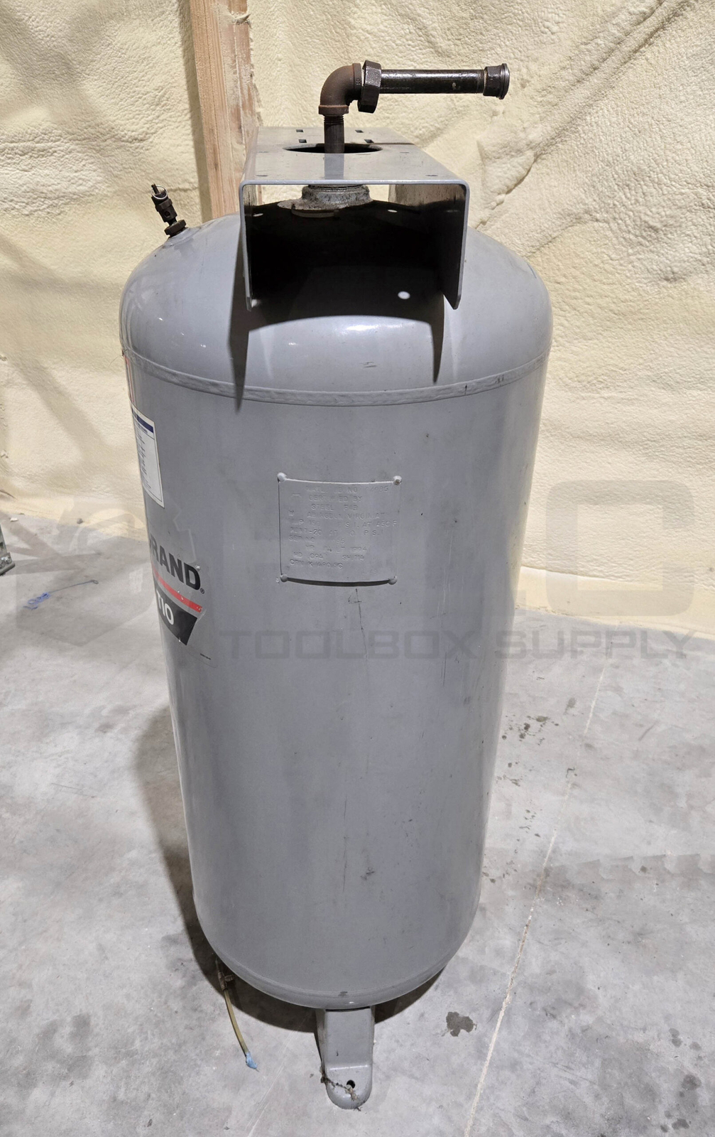 INGERSOLL-RAND T10 AIR TANK 60 GALLLON CAPACITY
