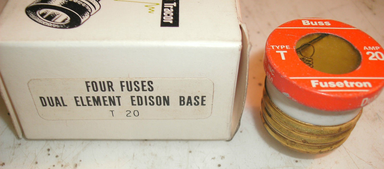 QUANTITY – 4 BUSS T 20 T20 DUAL ELEMENT TIME DELAY 20 AMP 125 VOLT OR LESS