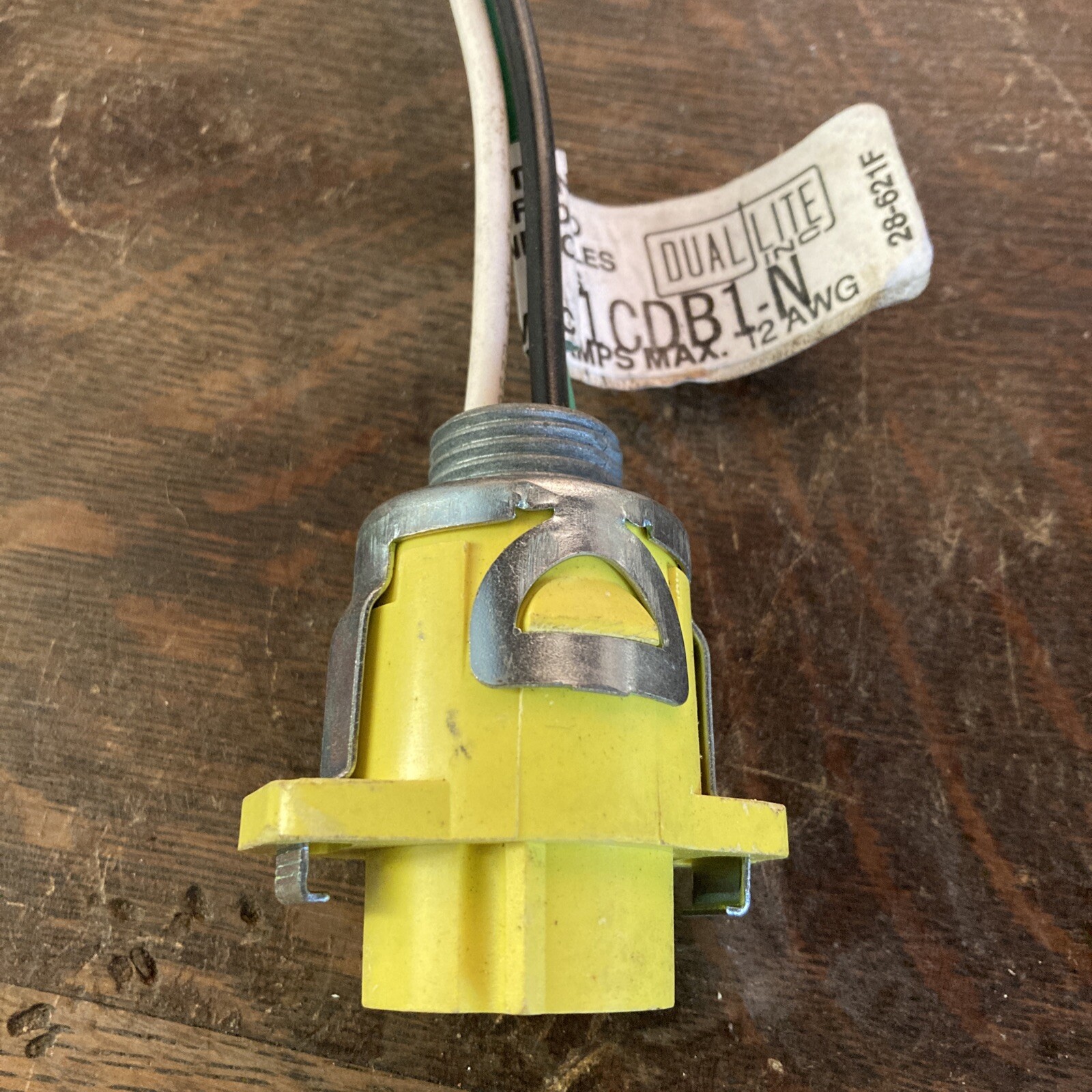 Dual-Lite 1CDB1-N Connector 12AWG 120/208VAC 20Amps Max 1CDB1N