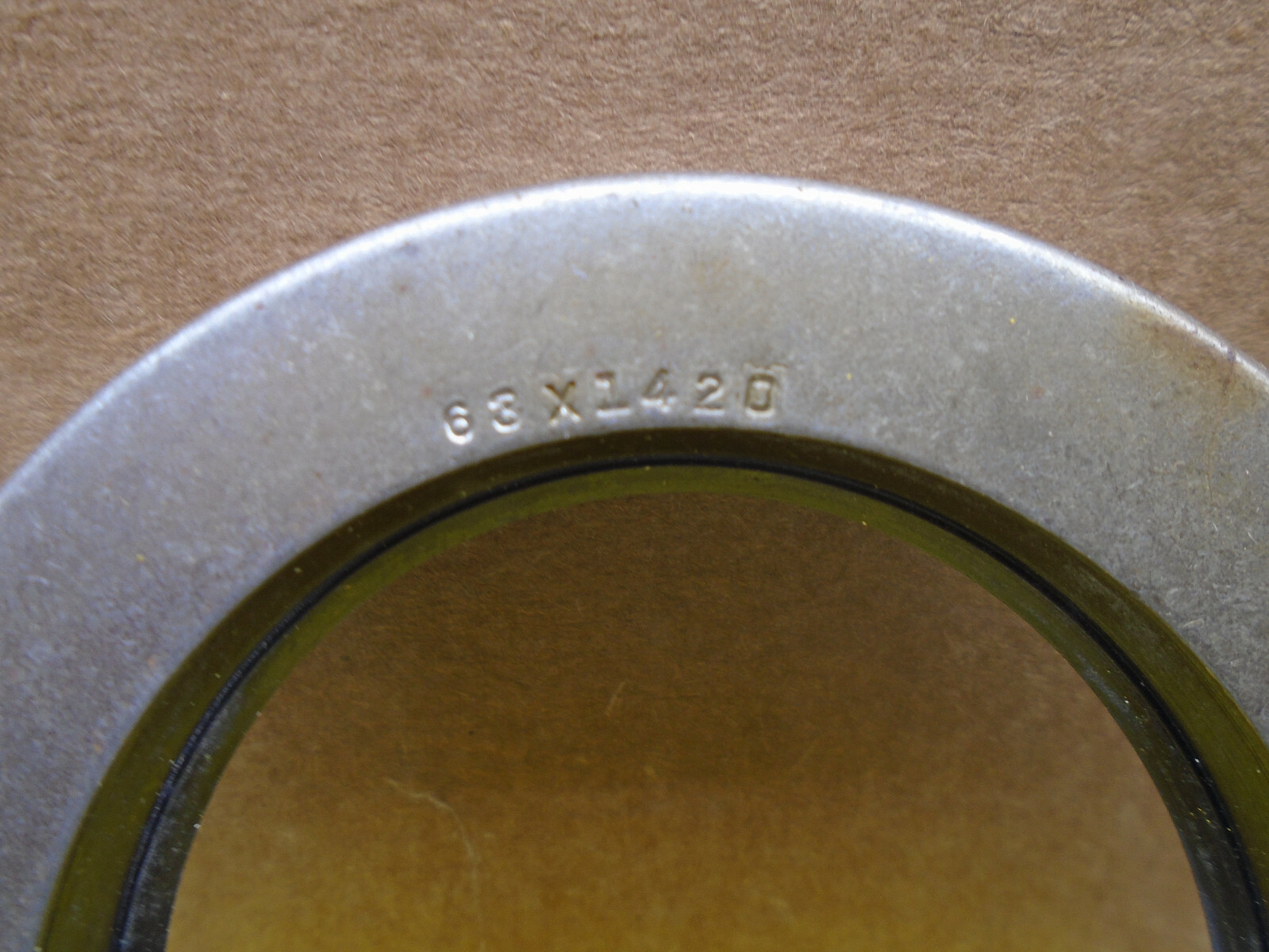 New old Stock 63-1420 Garlock Klozure Oil Seal 631420 N364