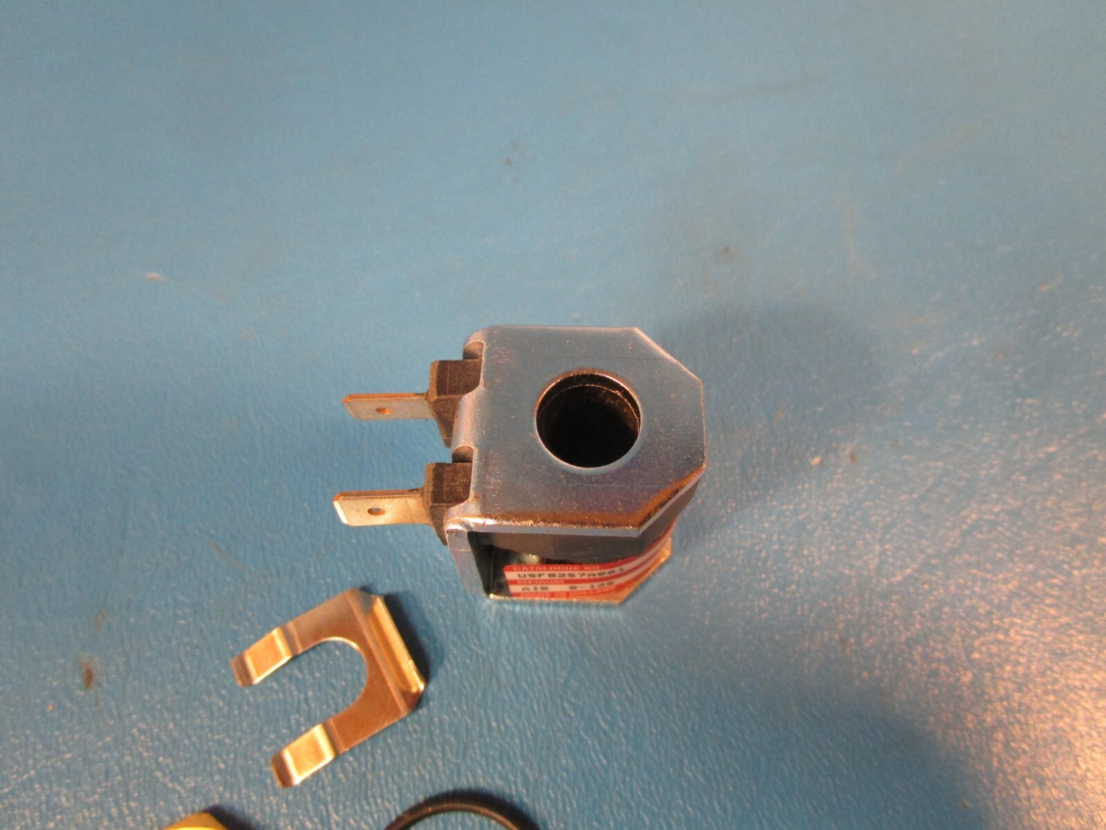 ASCO USF8257A001 0-125PSI AIR SOLENOID VALVE, 400135-642 24VDC 22W COIL