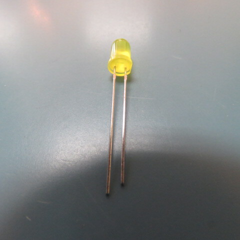 BROADCOM/ AVAGO HLMP-4719 Qty of 72 per Lot Yellow 585nm LED Indication – Dis