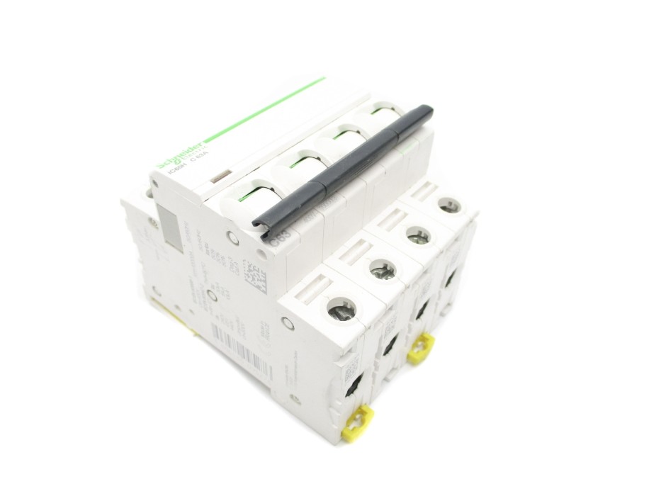 SCHNEIDER ELECTRIC A9F89463 400V 63A NSNP