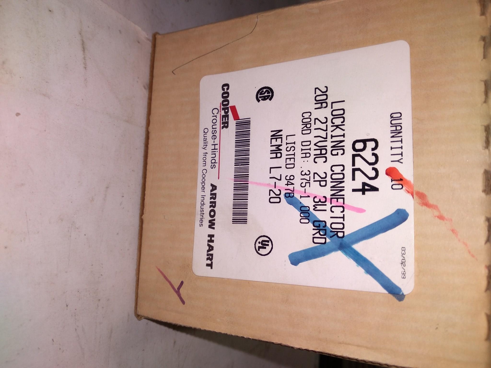 COOPER ARROW HART 6224 LOCKING CONNECTOR 20A 277VAC 2P 3W GRD EACH