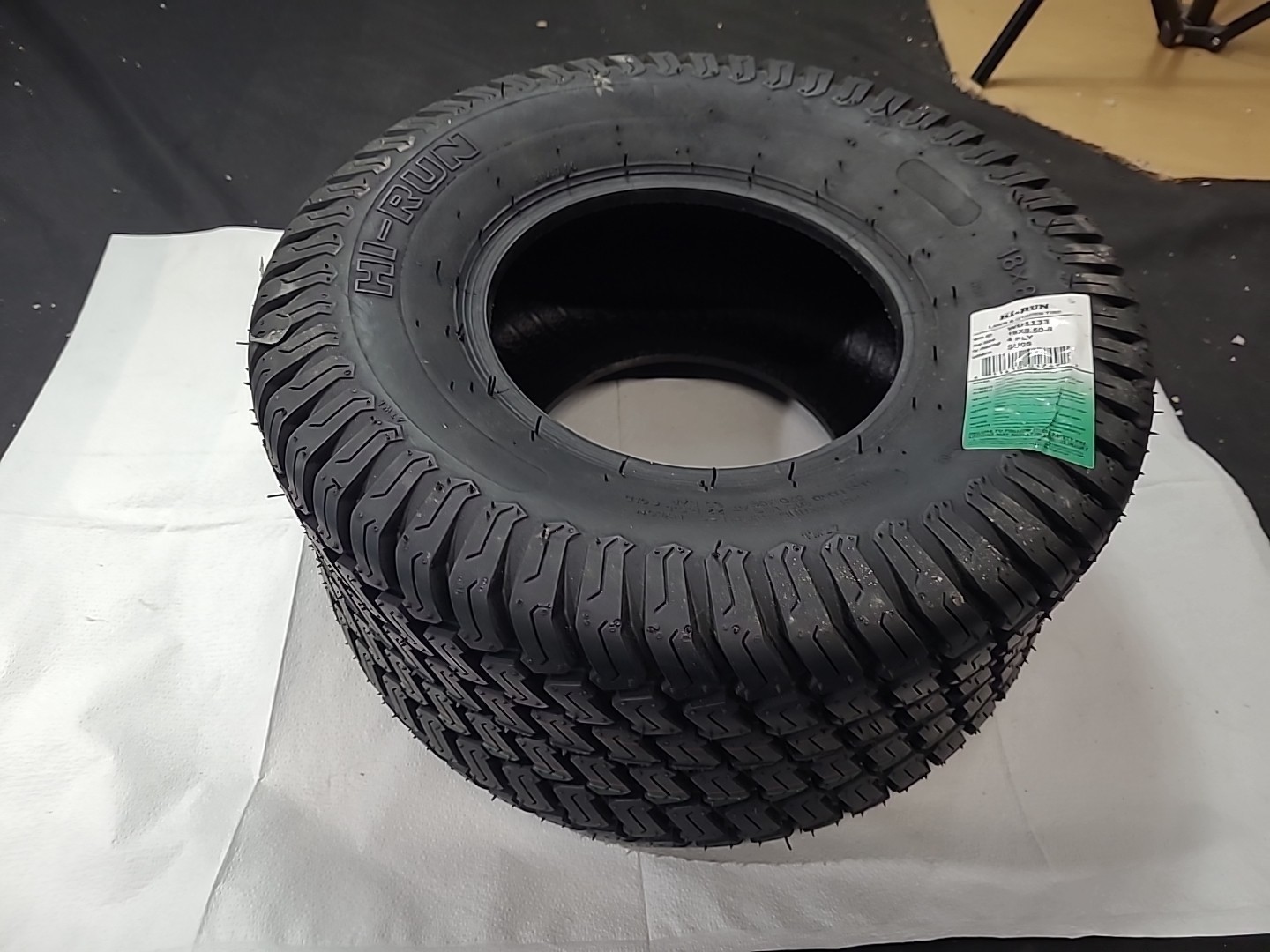 Hi-Run WD1133- 18×8.50-8 SU05 Commercial Lawn Mower Tire- 4Ply- Load B