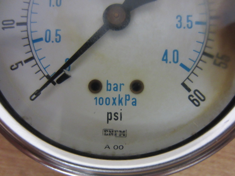 ENFM 0-60 psi Liquid Filled Gauge 0-4.0 bar