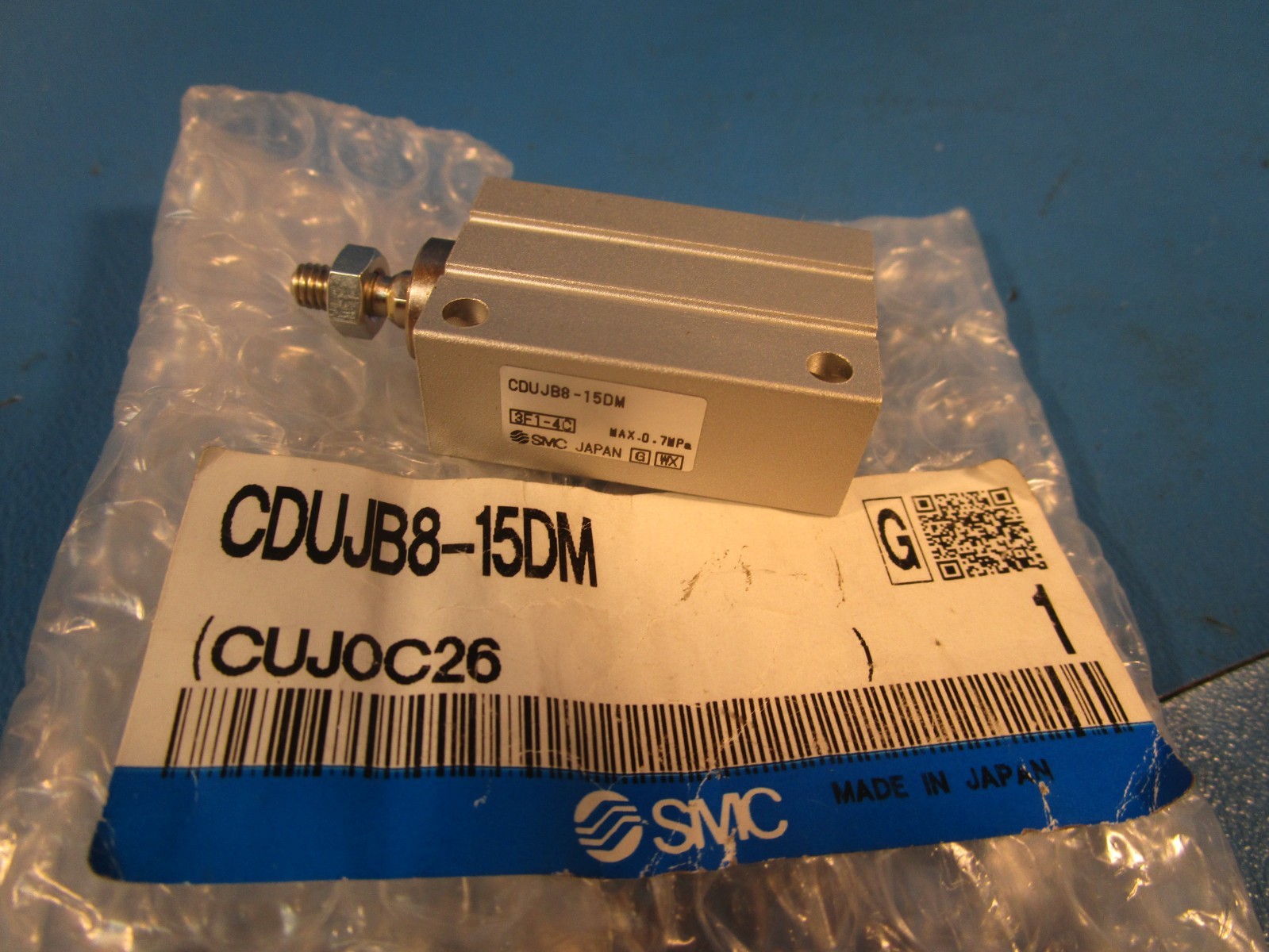 SMC CDUJB8-15DM, Mini Free Mount Cylinder, 8mm Bore, 15mm Stroke, Auto Switch