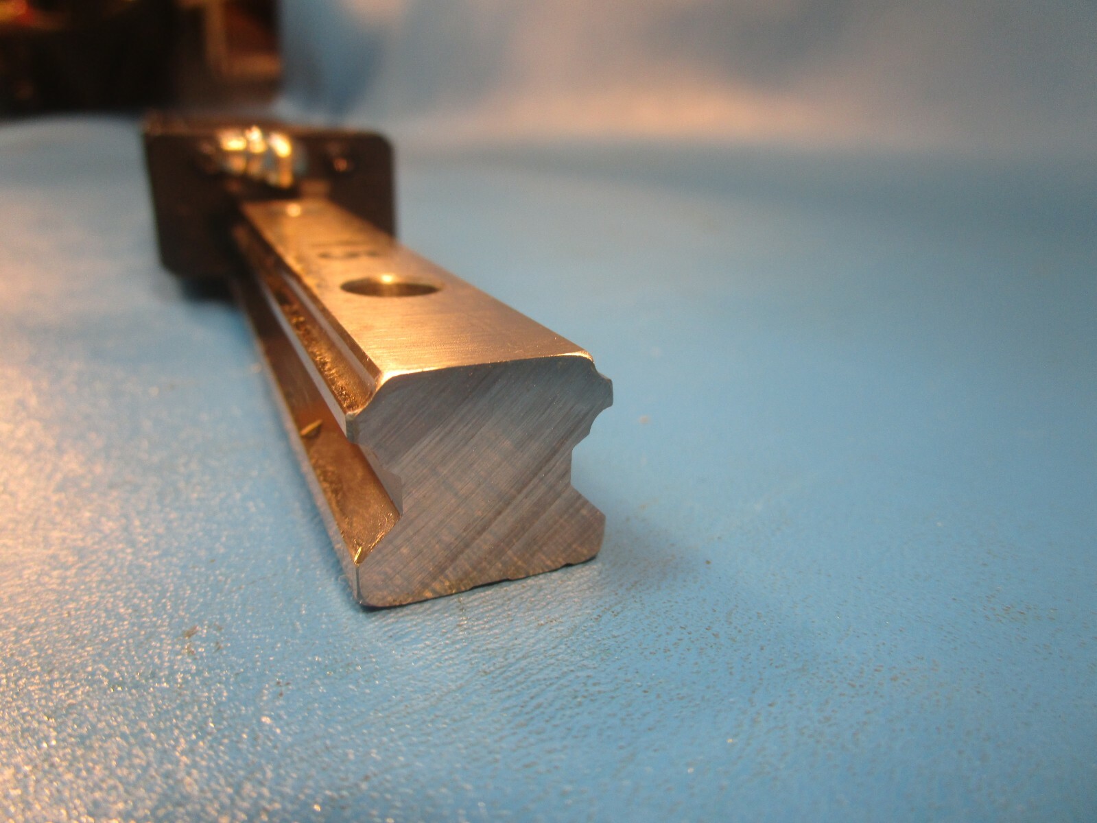 LSK, GL20CA2T711 2IIPZ2, TWO GL20CA Linear Square Slider Blocks on a 711mm Rail