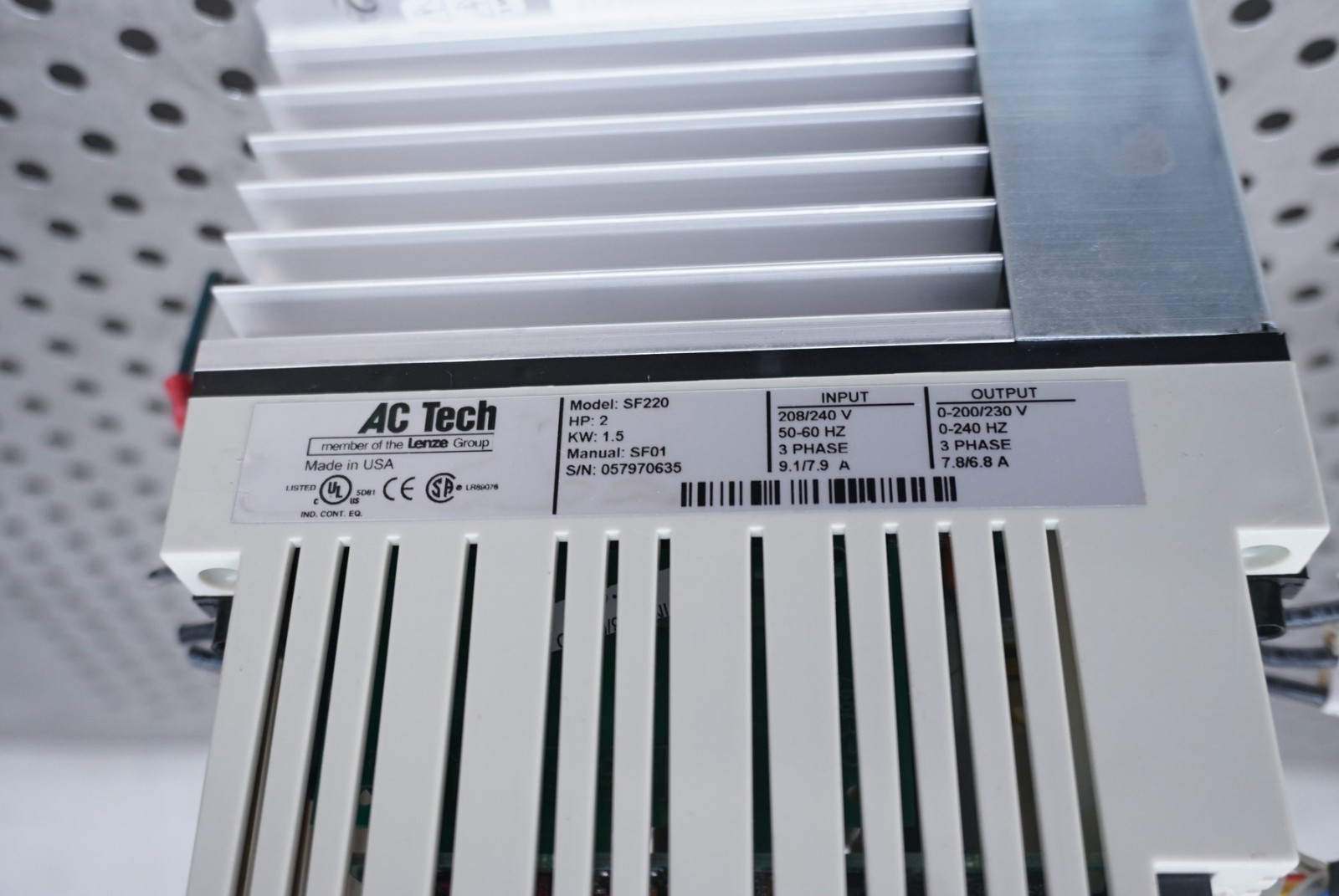 AC TECH SF220 VARIABLE SPEED AC MOTOR DRIVE 2HP 208-240V 50/60HZ