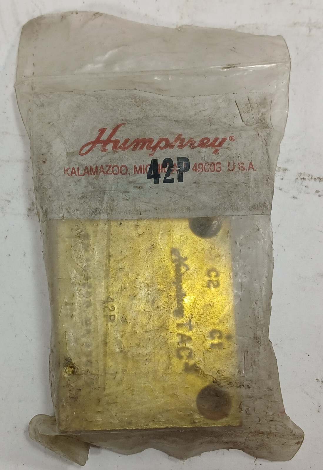 1 NEW HUMPHREY 42P 4 WAY MINIATURE PUSHBUTTON VALVE NNB ***MAKE OFFER***