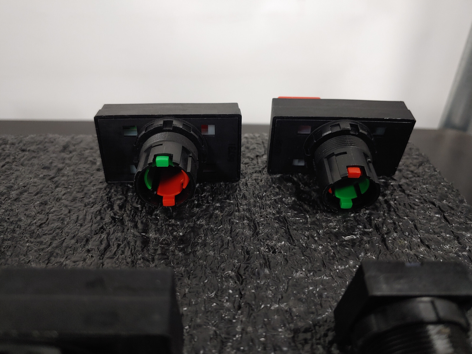 Lot of IDEC HW Series Dual Pushbutton Operator Unit Cover