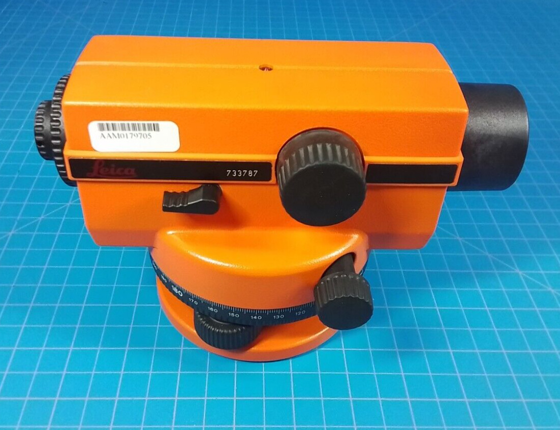 Leica Wild NA24 Automatic Level Tool w/case