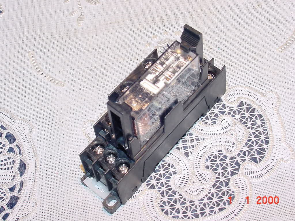 Panasonic AG1S847, Terminal Socket for Din Rail, with Omron G7SA2A2B, 12VDC NEW!