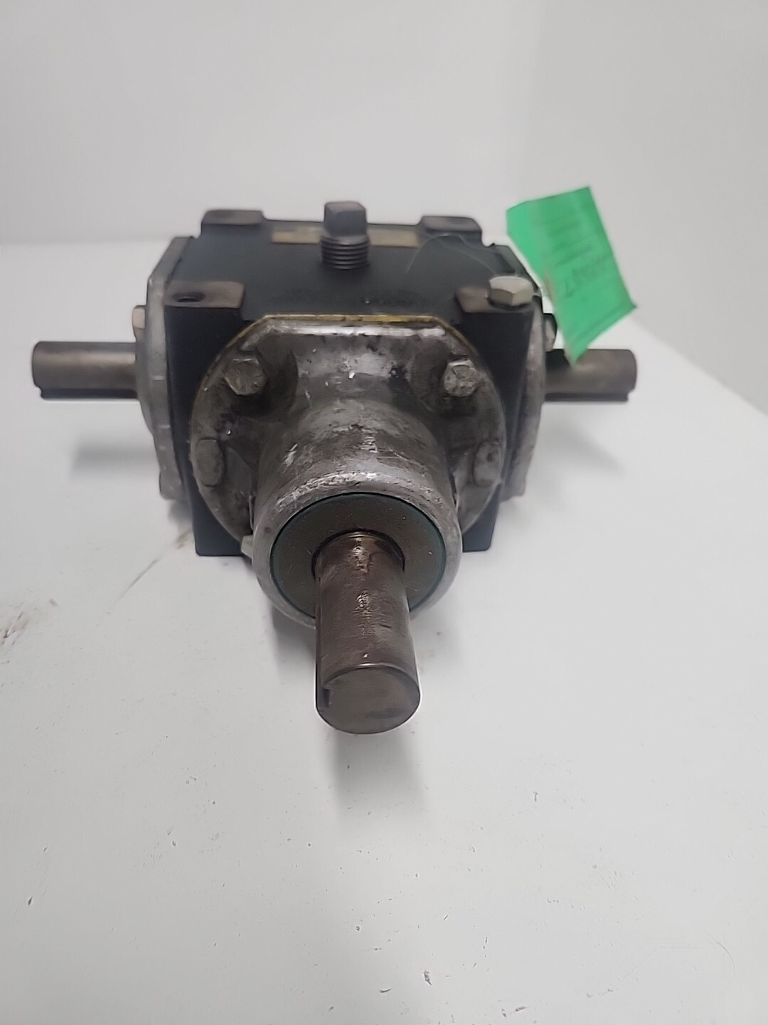 VON RUDEN 90002 GEAR REDUCER TEE * USED * 40-146 E/G, 1: 1, SP