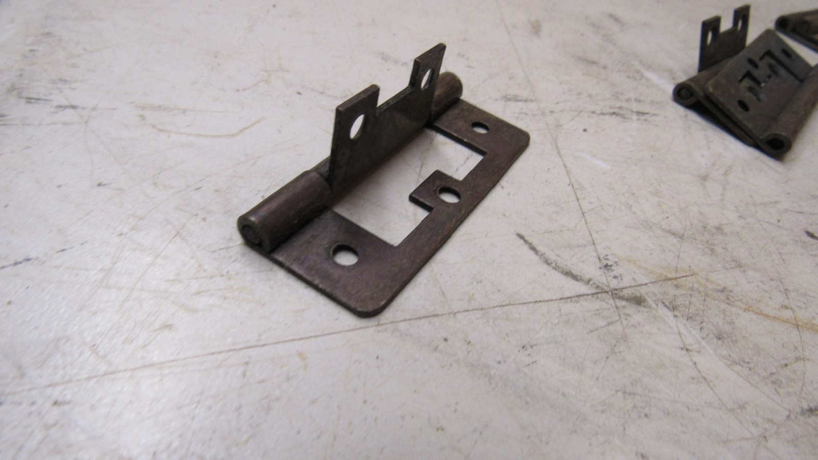 ” LOT OF 20″ NO NAME 2-1/2″ STEEL RECESSED CABINET FURNITURE DOOR HINGE