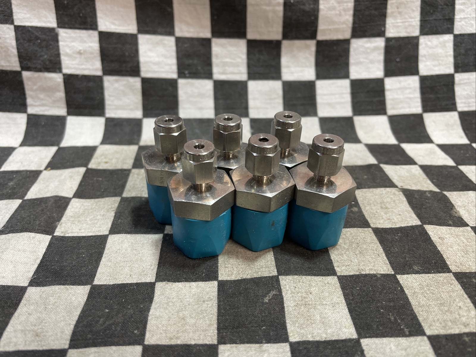 SWAGELOK SS-200-1-8, SS20018, MALE ADAPRER 1/8″, LOT OF 6, SHIPSAMEDAY #1326V30
