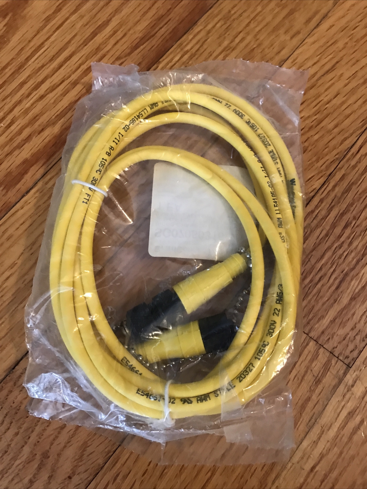 New SG07050316 Woodhead Brad Connectivity micro change extension cable 2.5M
