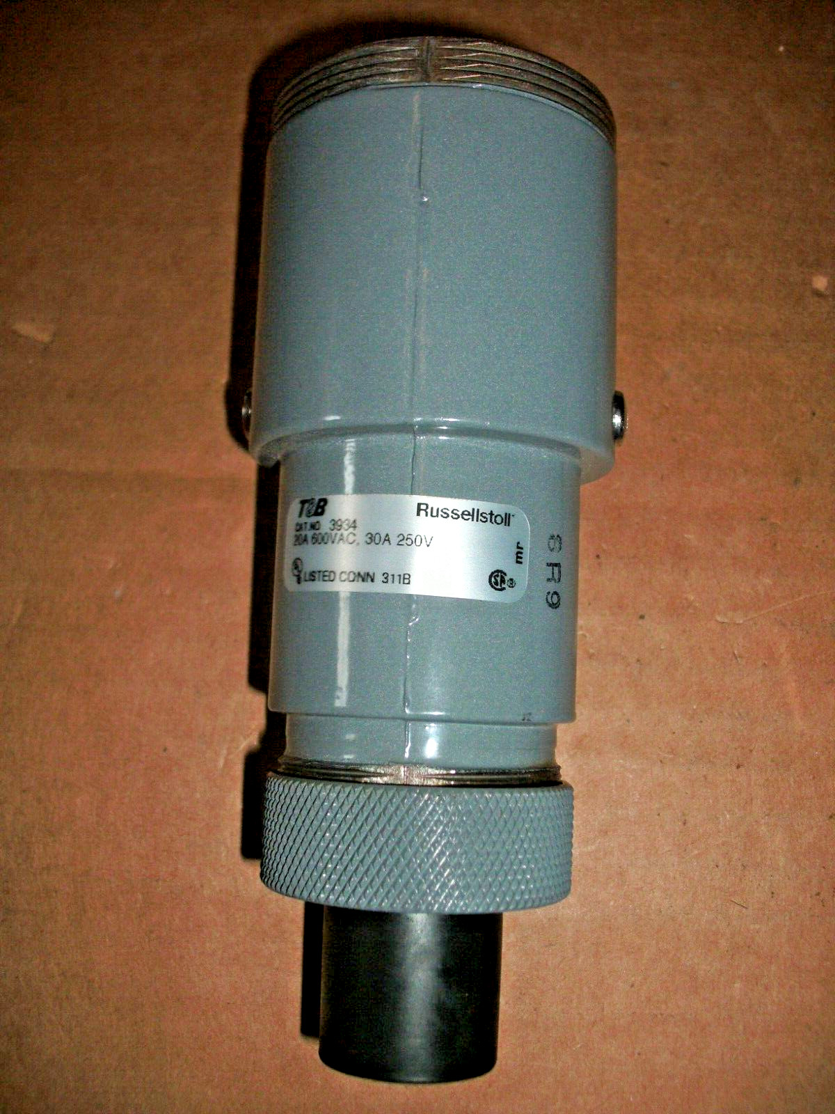 RUSSELLSTOLL 3934 20A 600VAC 30A 250VDC CONNECTOR 3P 4W – 2 AVAILABLE