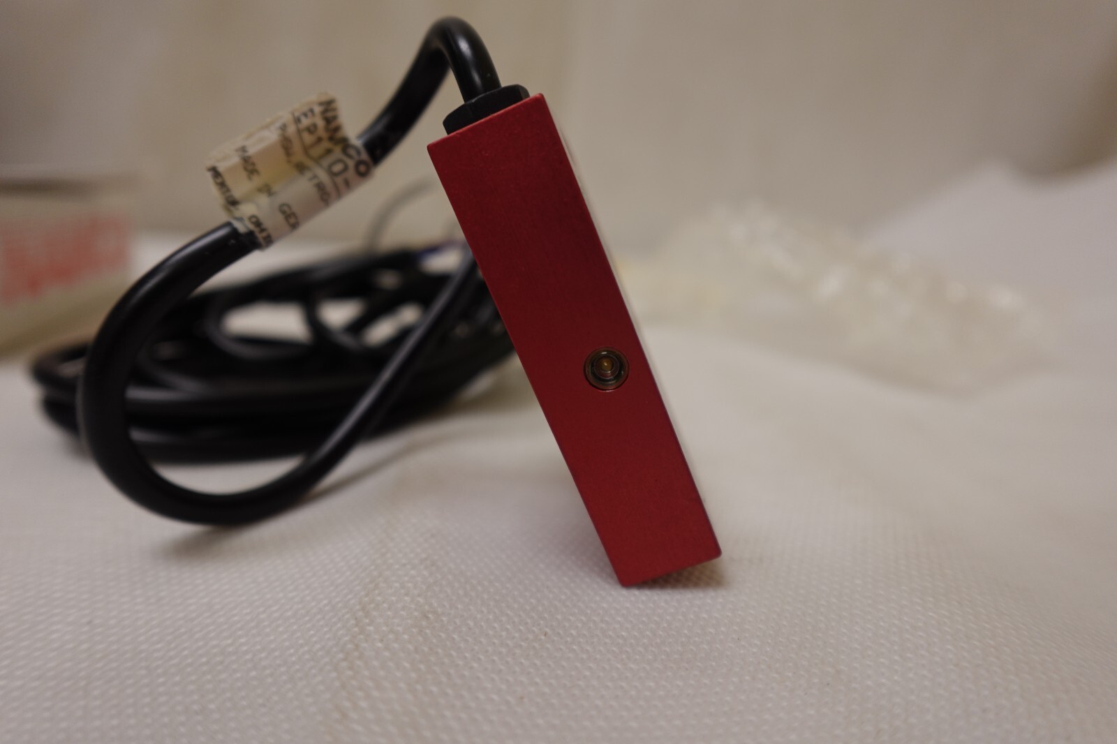 NAMCO EP110-14260 PHOTOELECTRIC SLOT SENSOR – RETRO-REFLECTIVE – GS05/2G LEUZE