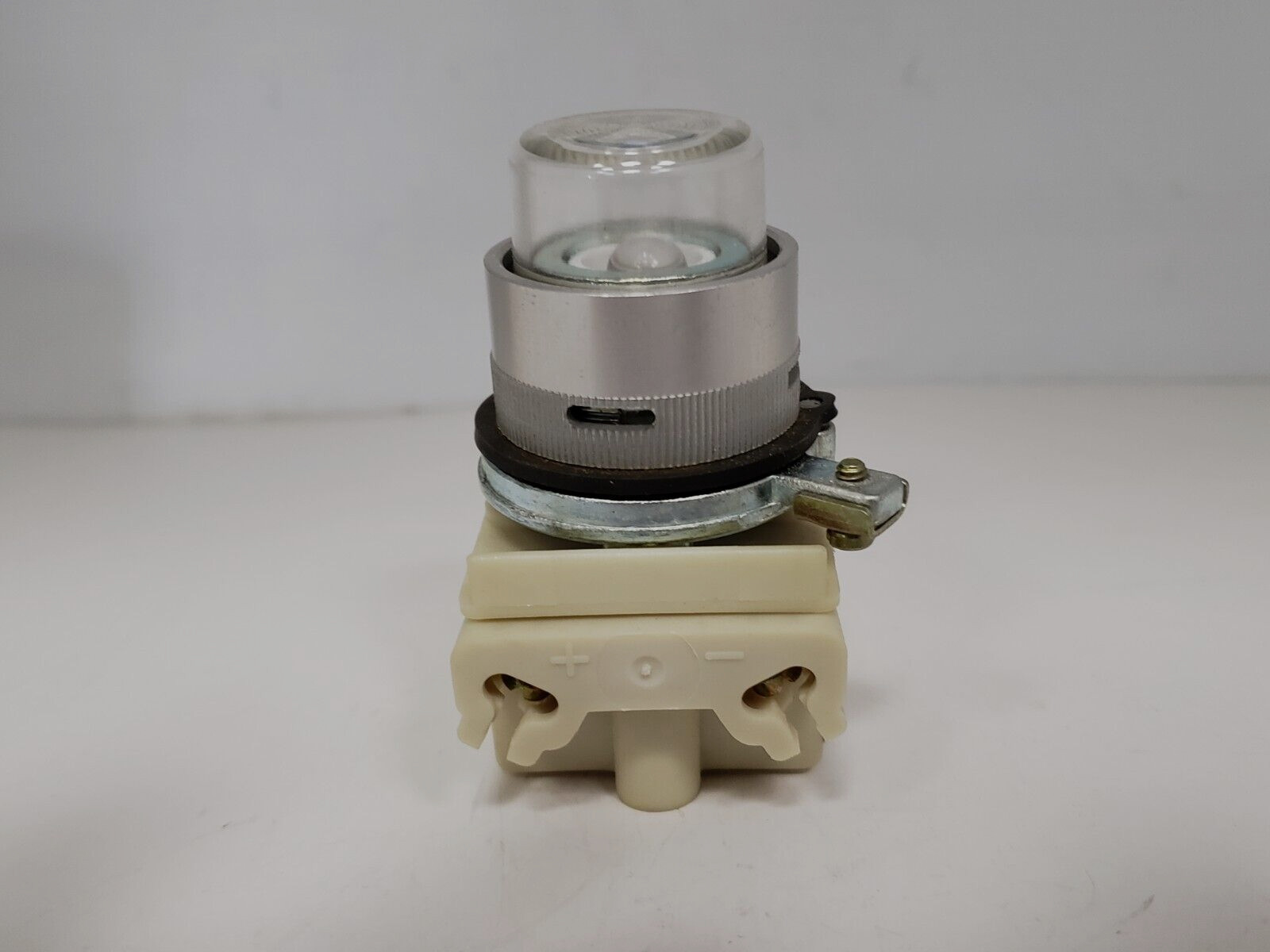 SQUARE D 9001-KM11 PILOT LIGHT MODULE 120VAC SERIES H NIB