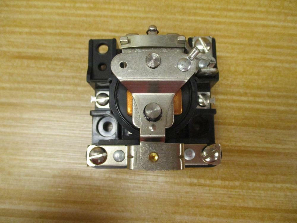 Schneider Electric 199AX-5 Power Relay 199AX5 10A TUNG. 120V