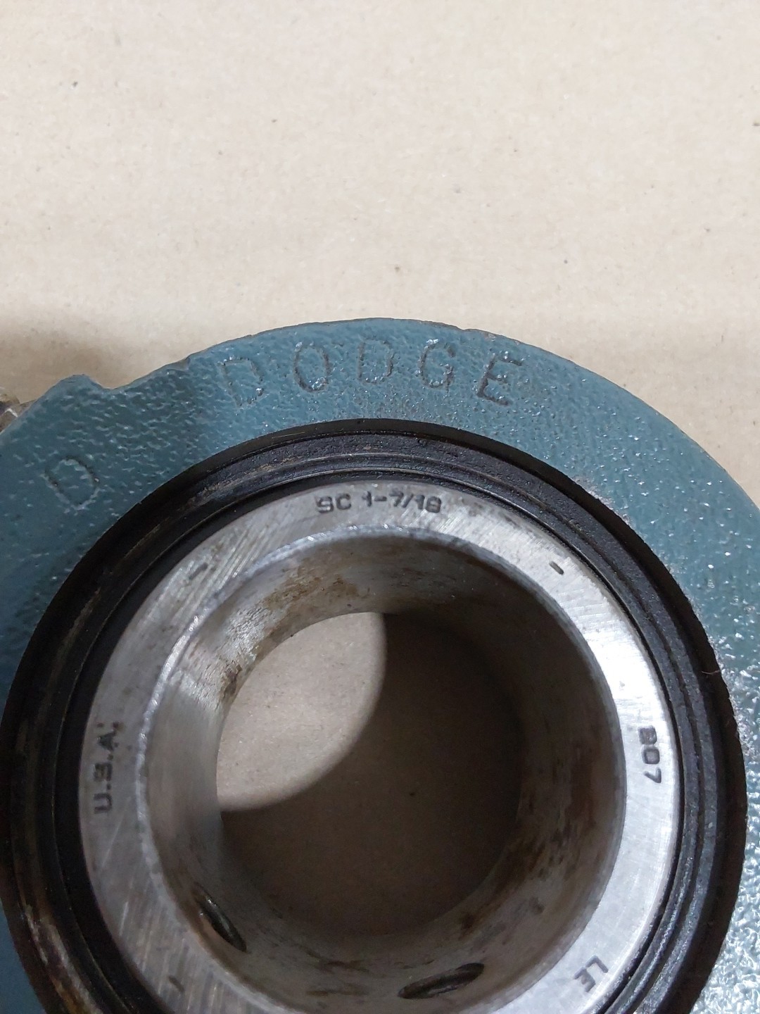 NEW DODGE 124041 2 BOLT FLANGE MOUNT BEARING 1-7/16″ BORE SC 1-7/16