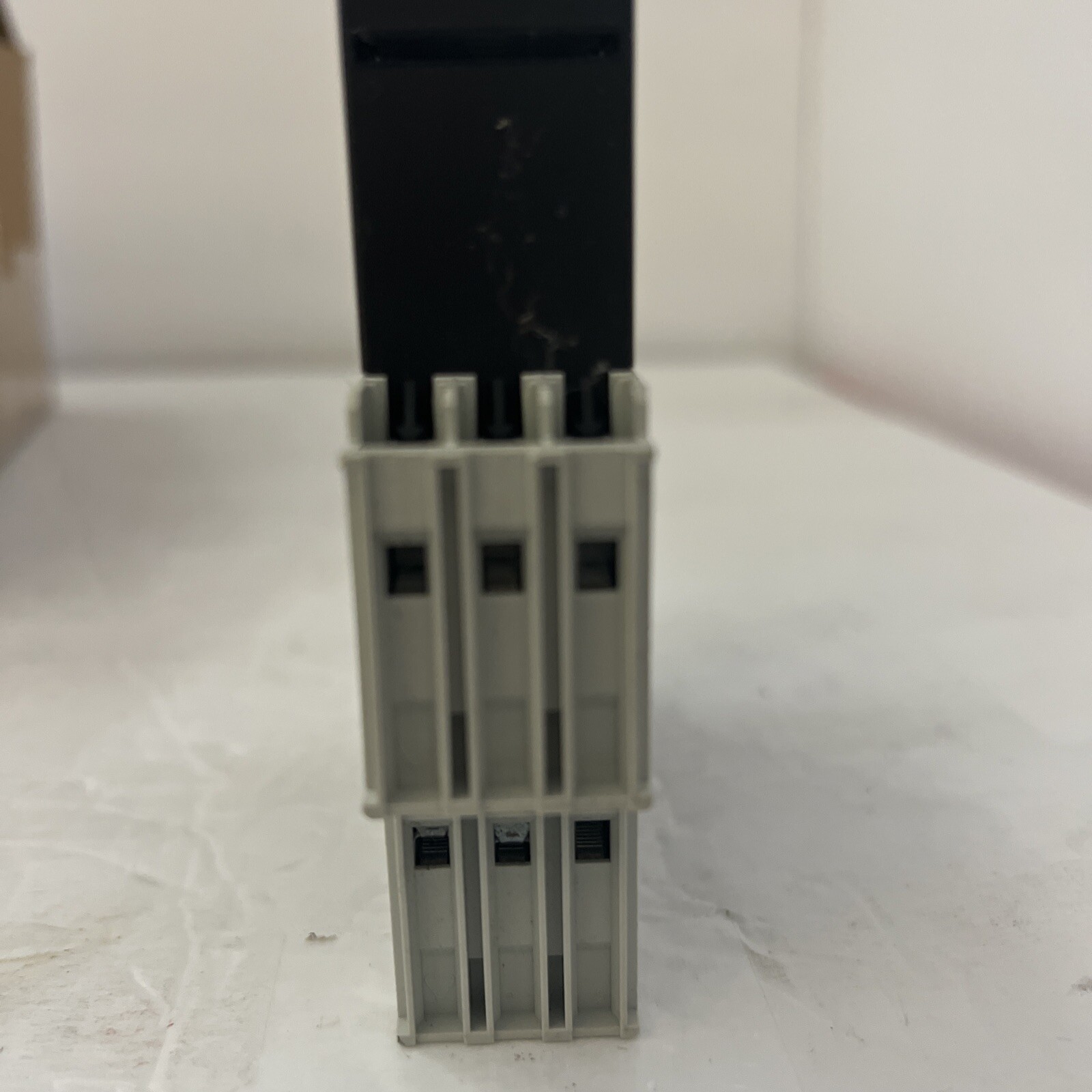 SIEMENS SIRIUS MONITORING RELAY 3UG4614-1BR20
