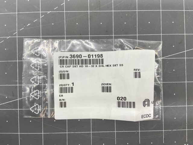 Applied Materials/AMAT CR CAP SKT HD 10-32 X 3/4L HEX SKT SS PN: 3690-01198