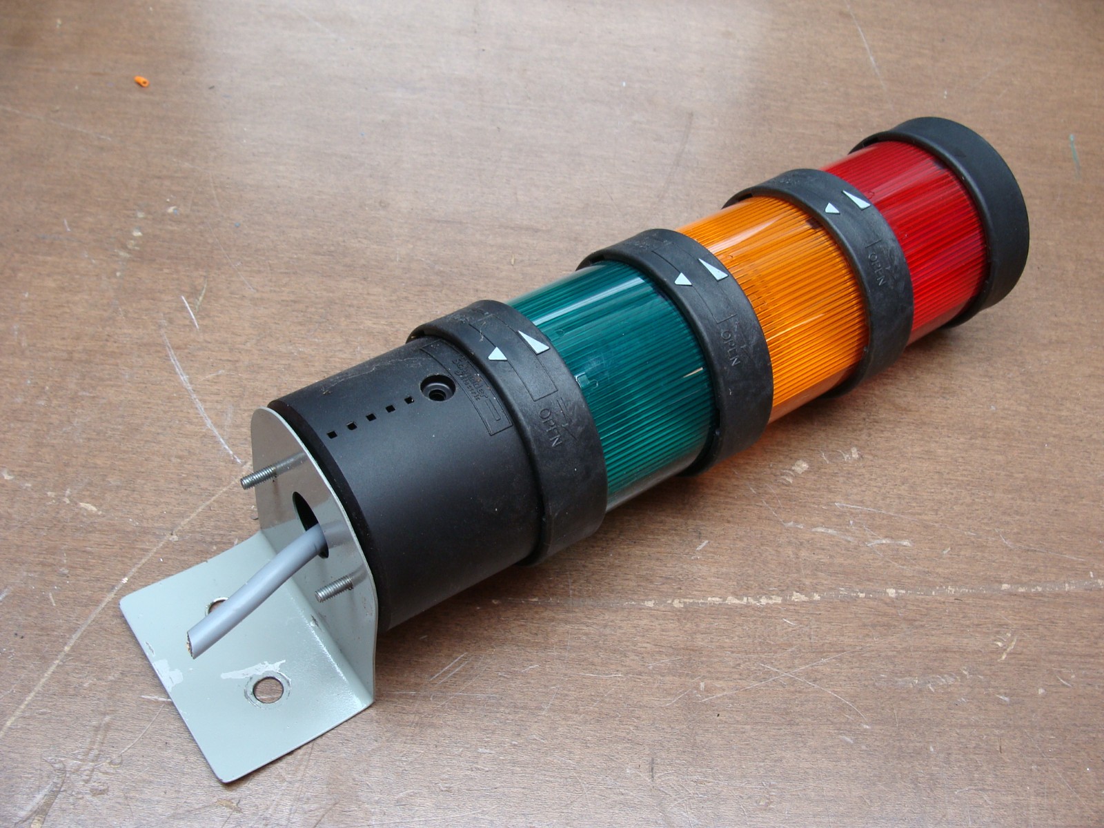 SCHNEIDER STACK LIGHT RED XVB-C34 AMBER XVB-C35 GREEN XVB-C33